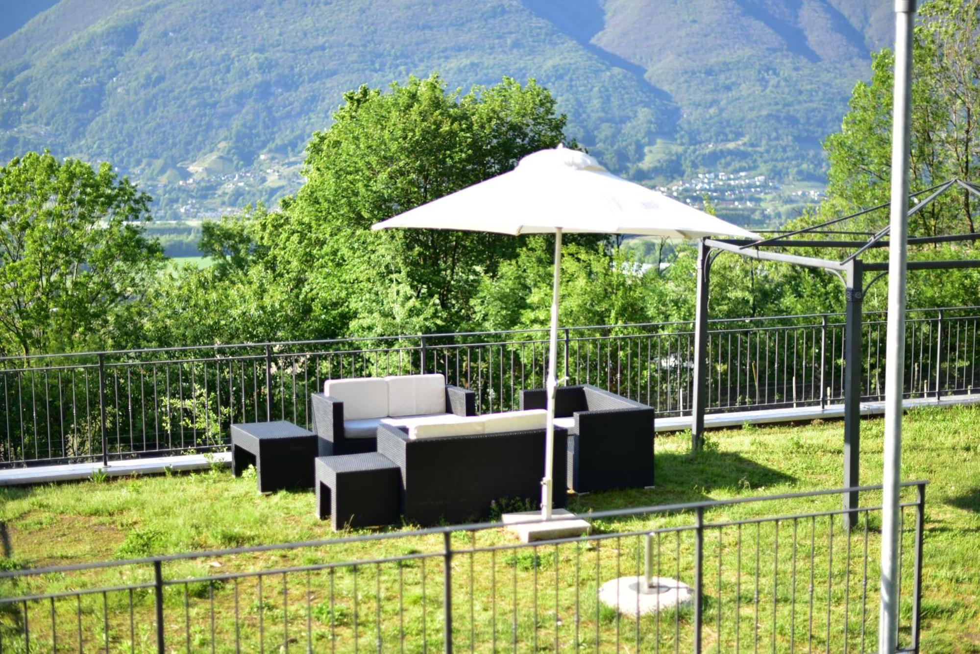 Agriturismo Viva Bacco Gambarogno Exterior foto